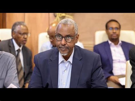 Wasiir Cabdirisaaq Oo Faahfaahin Ka Bixiyay Ujeedka Safarka Madaxweyne