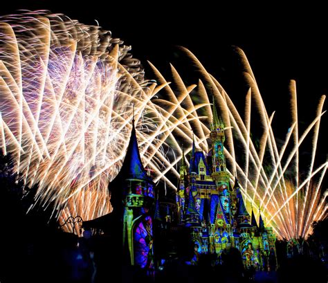 My first time photographing fireworks on our first holiday to WDW! : r ...