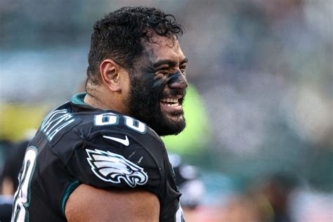 Eagles News Jordan Mailata Dazzles On The Masked Singer Bleeding