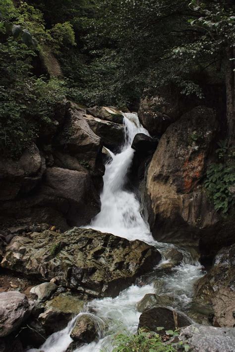 Hiking In The Cascade Mountains - Seek Seattle