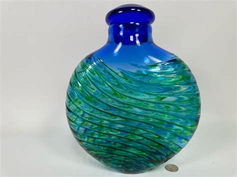 Michael Trimpol Signed Art Glass Vase Urn With Stopper 2019 9 5w X 3 5d