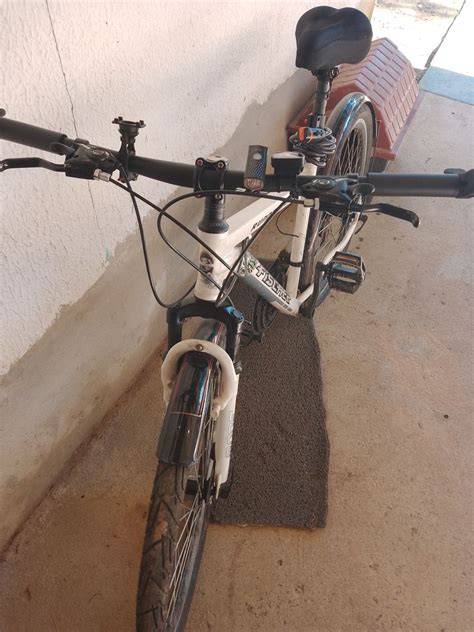 Vendo Bike Aro 26 Toda Revisada 500 Para Levar Hj Roupa Esportiva