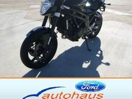 Hyosung Hyosung Gt Comet Gt Naked Bike Occasione Il Parking Moto