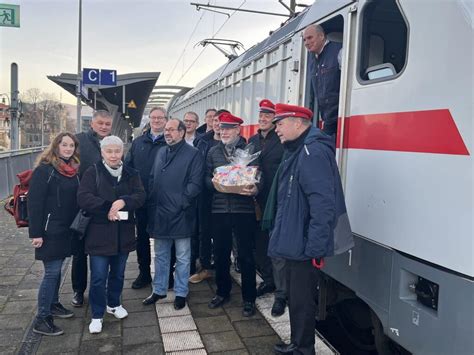 B Ndnis Und Unterst Tzer Heissen Ersten Takt Ic Auf Der Saalbahn