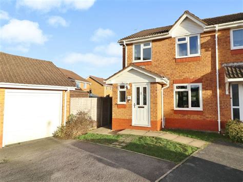 3 Bed End Terrace House For Sale In Britannia Gardens Hedge End So30