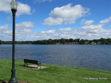 Albert Lea - Beauty, history and Minnesota lakes - The Walking Tourists