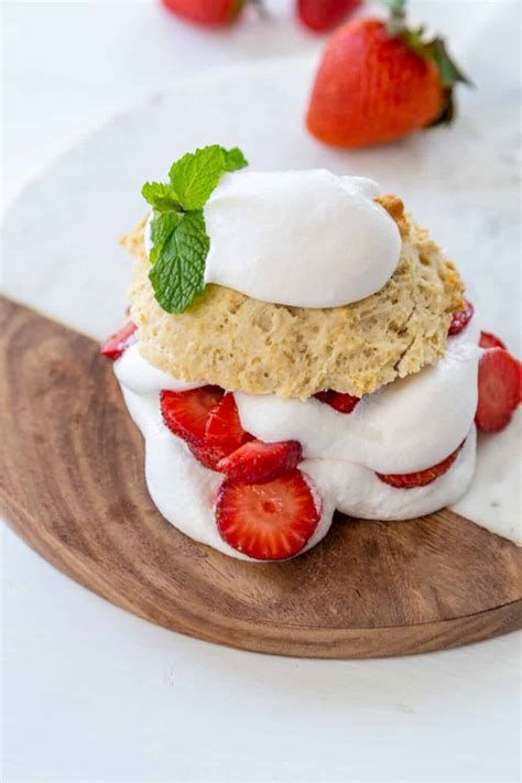 Easy Homemade Vegan Strawberry Shortcake Veganosity