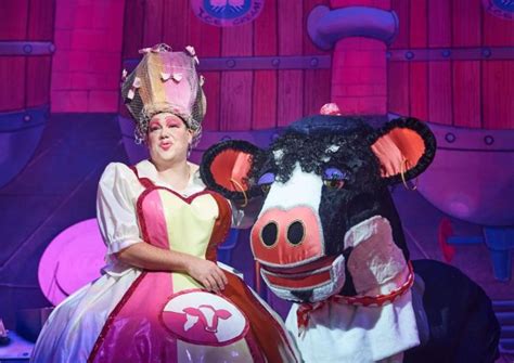 Review Jack And The Beanstalk Pantomime At Oxford Playhouse