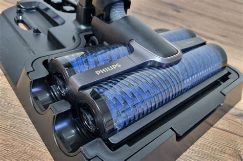 Philips AquaTrio 9000 Series REVIEWED by Vacuumtester