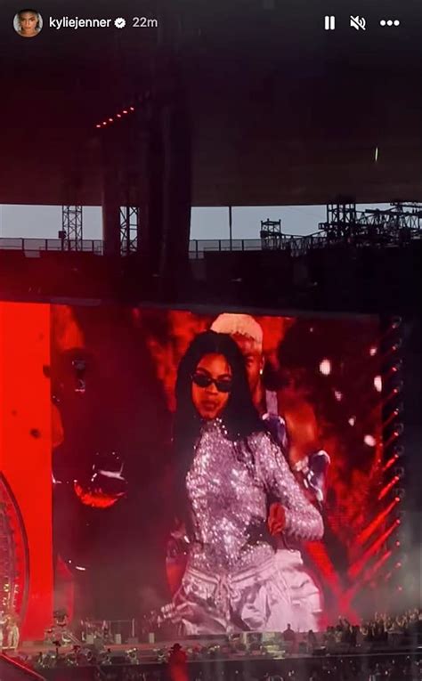 Blue Ivy Runs The World While Joining Mom Beyoncé On Stage During