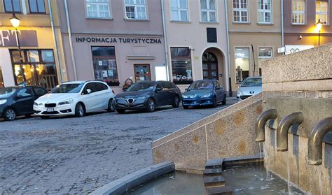 Inna Organizacja Ruchu Na Star Wce Wy Czony Jest Parking Na Rynku I