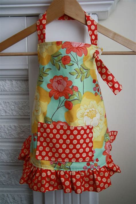 Pin By Janice Malone On Get Your Apron On Kids Apron Craft Apron