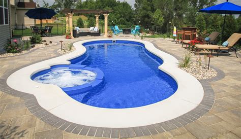 Swimming Pool Color - Leisure Pools USA