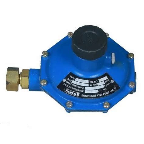 Natural LPG And Nitrogen Red Vanaz R4109 Gas Pressure Regulator At Rs