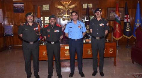pune param vir chakra awardee  maj sanjay kumar  instructor