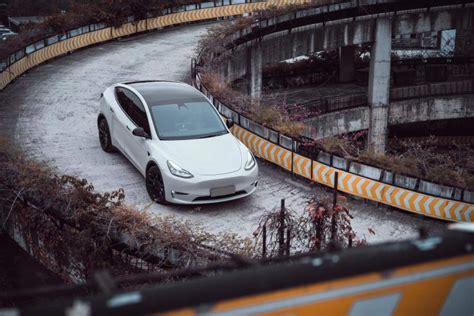 Tesla Model Y: China's electric SUV market is getting more competitive ...