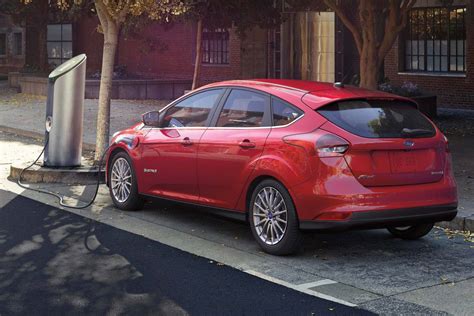 Report 2017 Ford Focus Electric Aims For 110 Miles Of Range