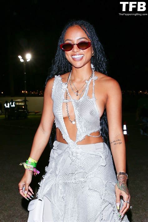 Karrueche Tran Flashes Her Nude Tits As She Exits Day One Of Coachella Photos Thefappening