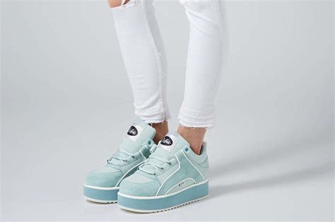 Le Sneakers Sportive E Di Tendenza Magazine Delle Donne