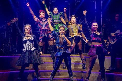 Scenstr Review Six The Musical Comedy Theatre Melbourne