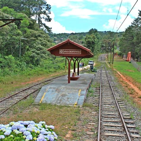 FichaTécnica A parada São Cristóvão está localizada no km 38 846 da