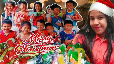 Saya Ng Mga Kids Sa Simpleng Regalo Palaro Sa Pasko Youtube