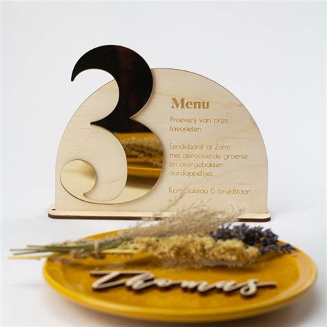 Menu Kaart Met Tafelnummer Hout Acryl Bruiloft We Are Golden