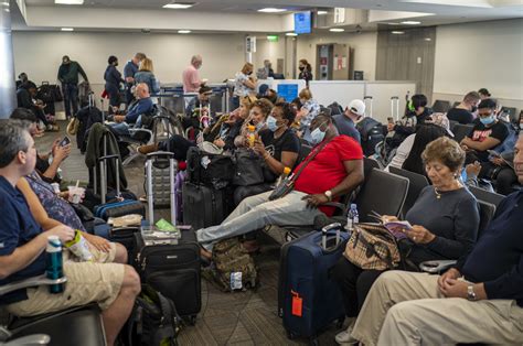 Flight Attendants Warn Of More Violence Amid Confusion Over Mask Mandate Newsweek