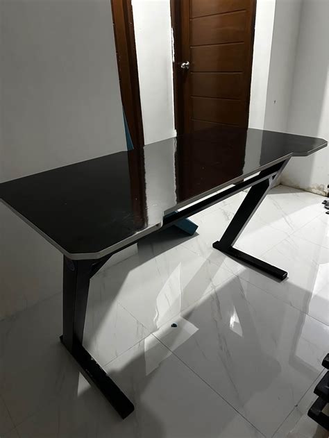 GAMING TABLE 2ND HAND RUSH SALE!!