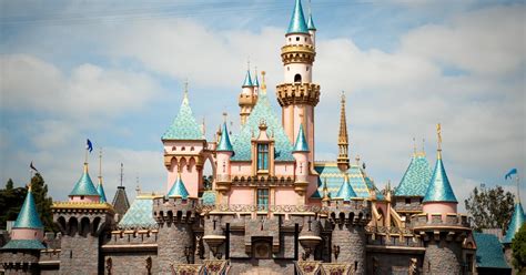 Disneyland Park, - Book Tickets & Tours | GetYourGuide.com