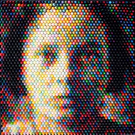 Amazing Portraits Made Out Of Crayons Unusual Art Crayon Art Pixel Art