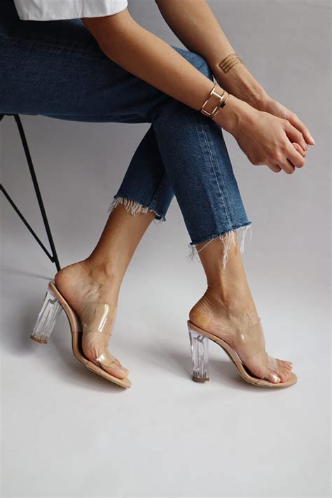 CHARLIE SSHOES Şeffaf Çift Bantlı Cm Topuklu Nude Terlik Fiyatı Yorumları Trendyol