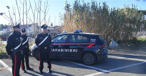 Accoltella E Uccide Lo Zio Il Nipote 29enne Si Costituisce