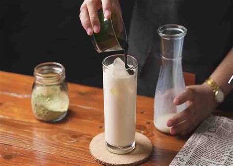 how to make starbucks drinks at home