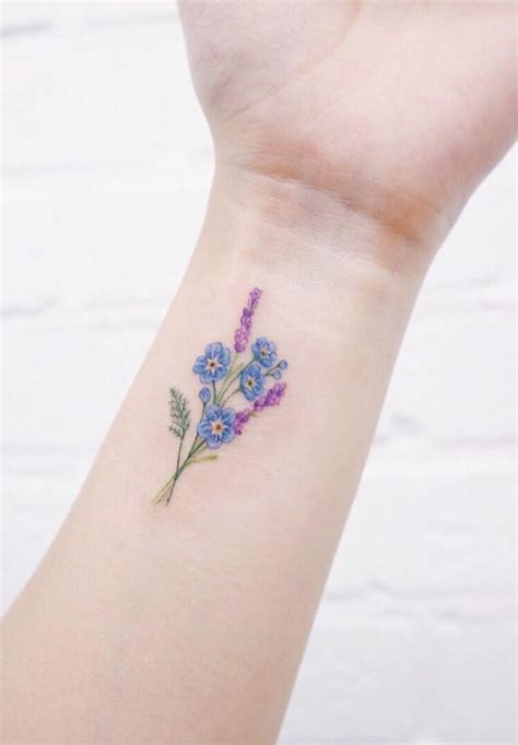 Minimalist Flower Tattoo Designs You Should Get According To Your ...