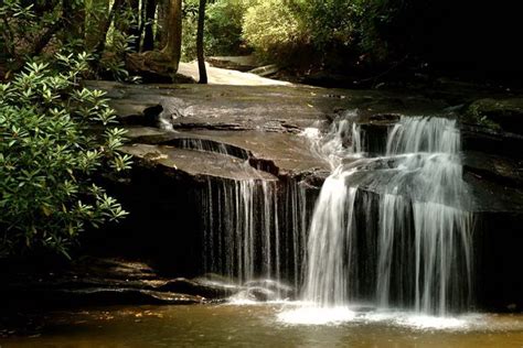 24 Best Waterfalls In South Carolina With Stunning Views