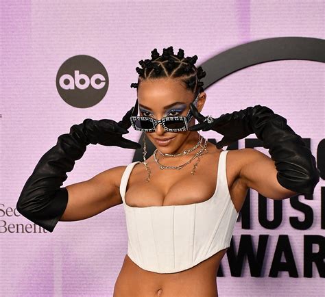 Tinashe Flashed Her Tits At American Music Awards Photos The Fappening