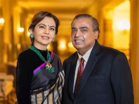 mukesh ambani buys tech billionaires  york city building