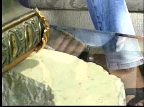 MILF avec d énormes seins pendants bosse XVIDEOS