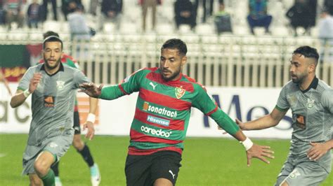 Coupe dAlgérie Demi finale MC Alger CS Constantine Le