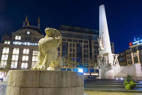 The National Monument on Dam Square at Night Time in Amsterdam ...