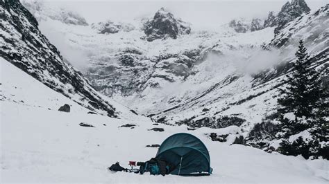 How to choose a backpacking tent: hike with the best shelter | Advnture