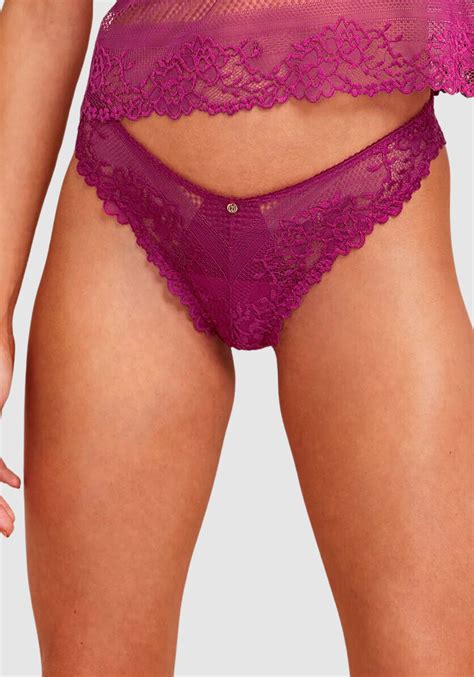 Calcinha Fio Dental Em Renda Le El Va Lingerie E Pijamas