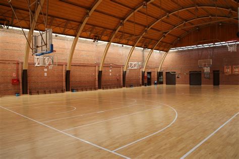 Cancha Baloncesto Con Techo Abovedado Coverset Locations