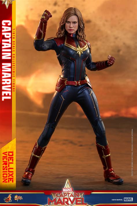 Captain Marvel Hot Toy Figure Revealed Comic Book Movies And Superhero Movie News SuperHeroHype