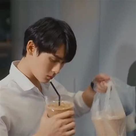 Pin By Nat Hz On K Pop Video Thai Drama Cute Gay Couples Good Music