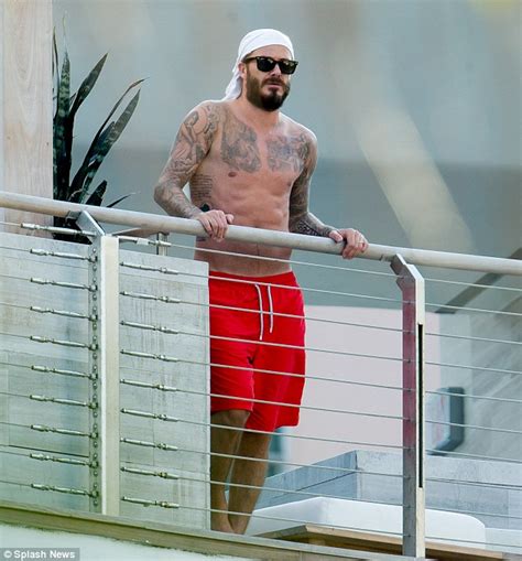 Shirtless David Beckham Displays Rock Hard Abs In Miami Daily Mail Online