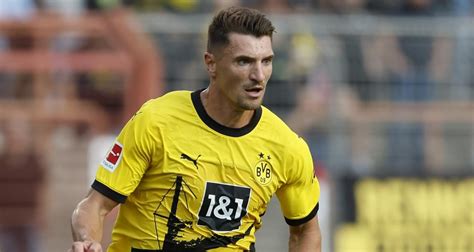 Dortmund Thomas Meunier espère se relancer en Turquie avant lEuro