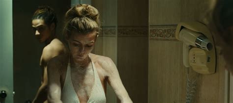 Nude Video Celebs Vicky Knight Nude Dirty God