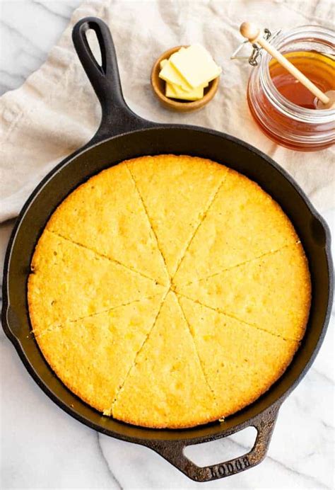 Healthy Cornbread Recipe « Skillet Cornbread « Clean & Delicious